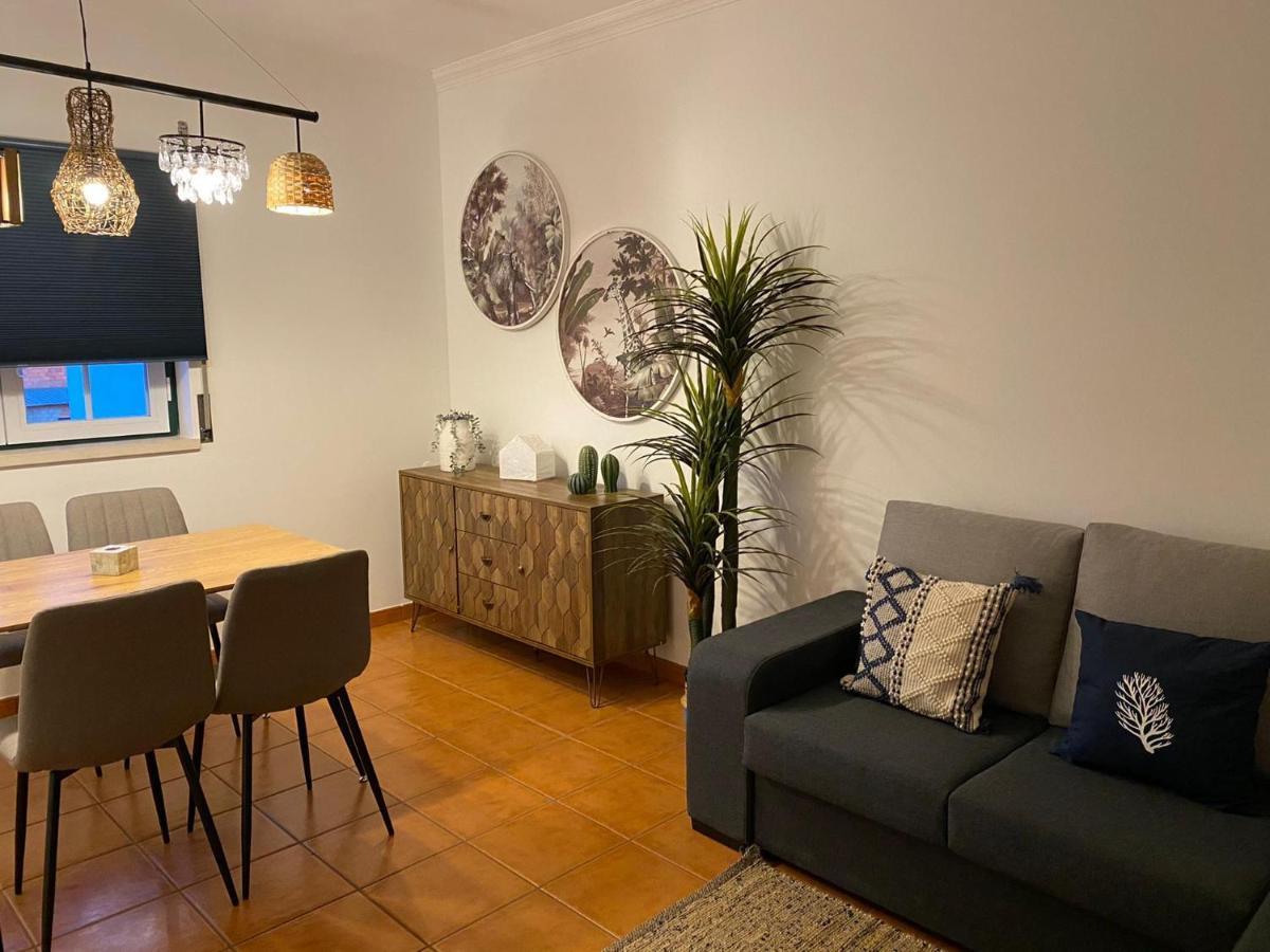 Country Town Apartment Almeirim Εξωτερικό φωτογραφία