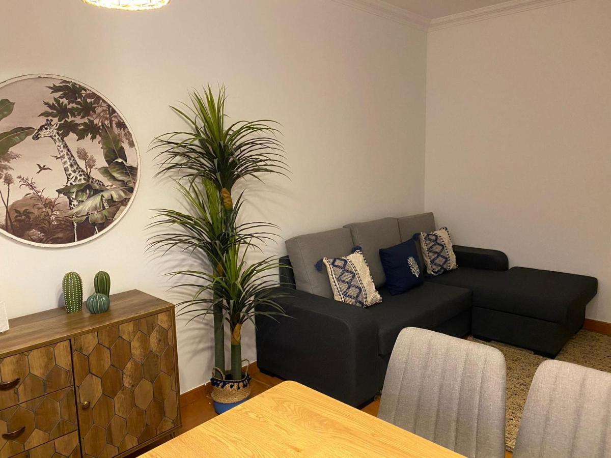 Country Town Apartment Almeirim Εξωτερικό φωτογραφία